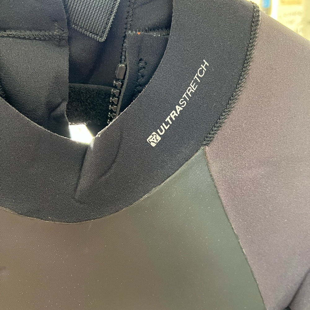 COPY - Mens Xl wetsuit